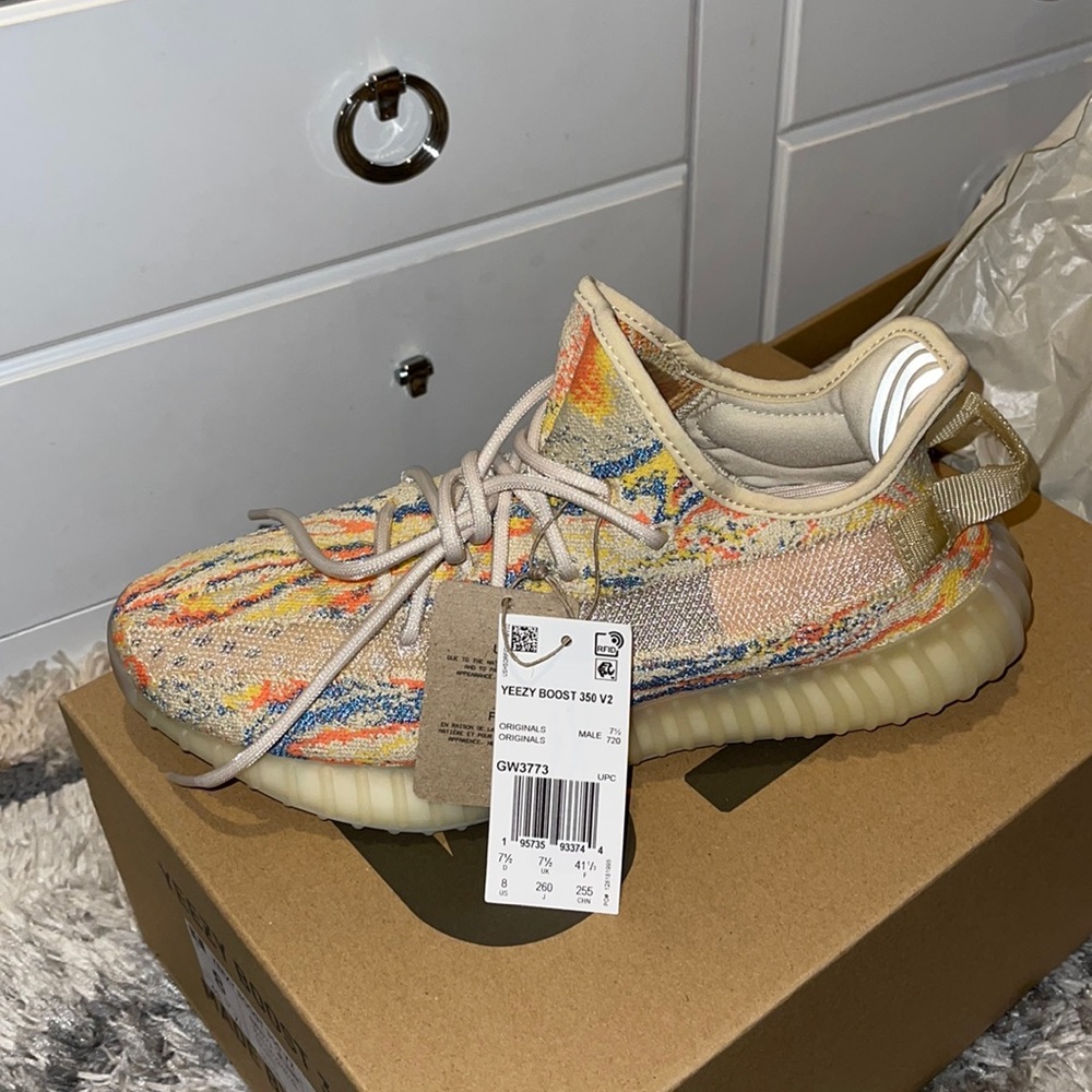 Yeezy 350 OAT SOLD ON ANOTHER APP